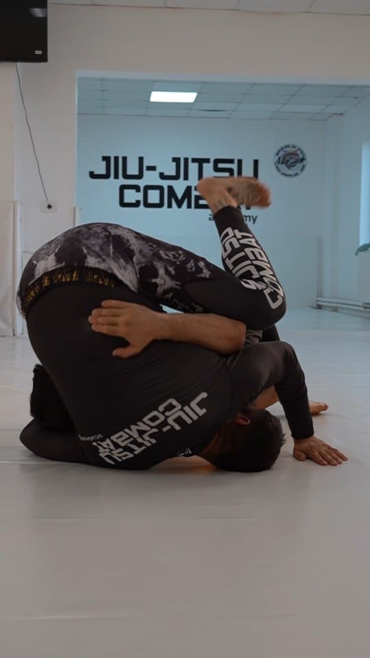 🐍 Anaconda Choke (gardă deschisă și jumătate de gardă)